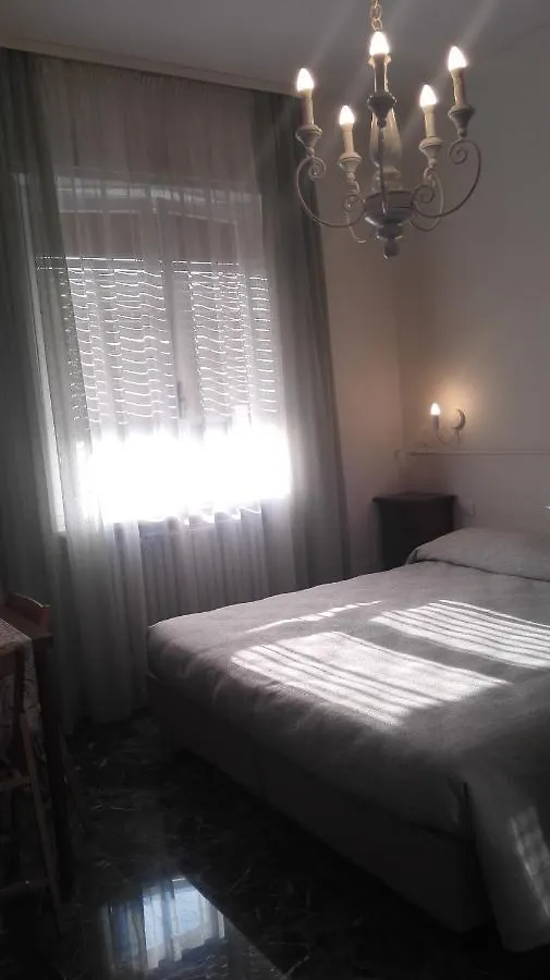 Minihouselarissa Diverona