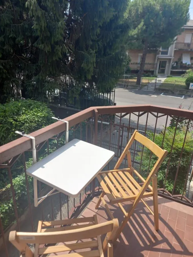Guest house Minihouselarissa Diverona