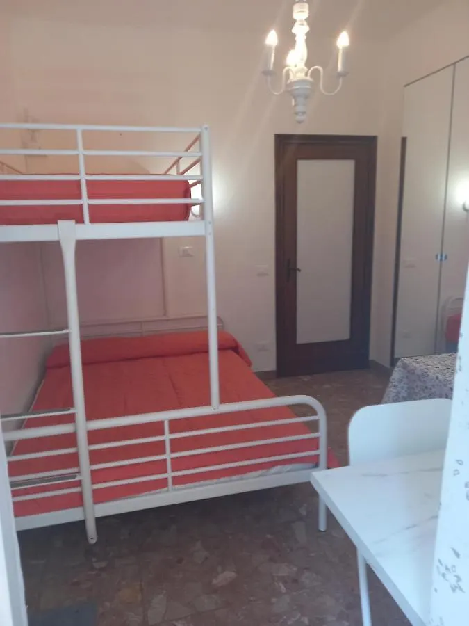 Minihouselarissa Diverona Italy