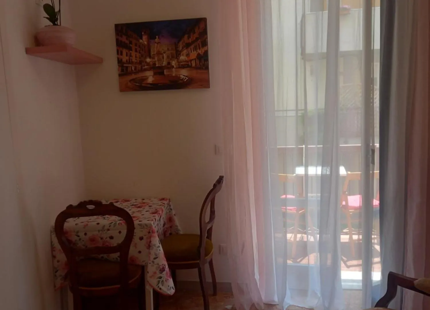 Minihouselarissa Diverona Guest house Verona